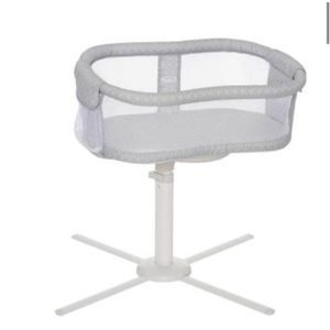 Halo BassiNest Swivel Sleeper, Essentia Series, Morning Mist